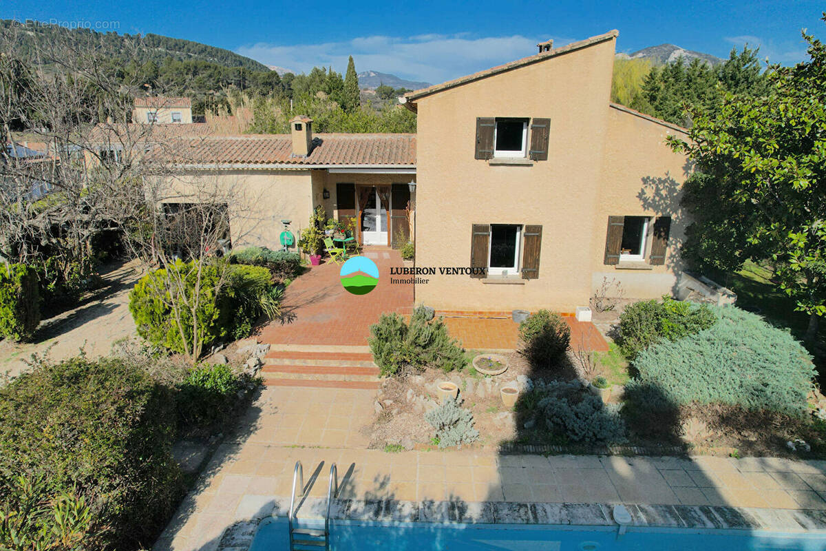 Maison à BEAUMES-DE-VENISE