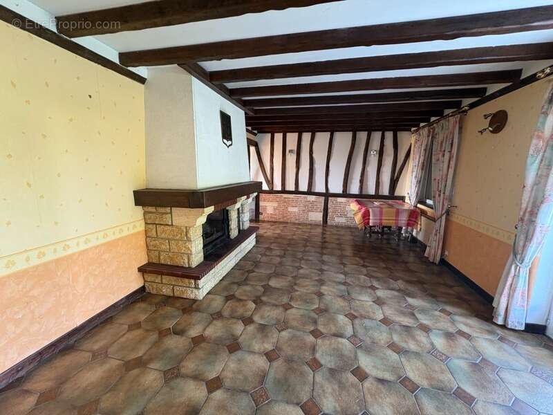 Maison à rénover avec vie de plain-pied 4 Chambres sur sous-sol dans le bourg de SAINT-VIGOR-D'YMONVILLE (76430) - photo 13