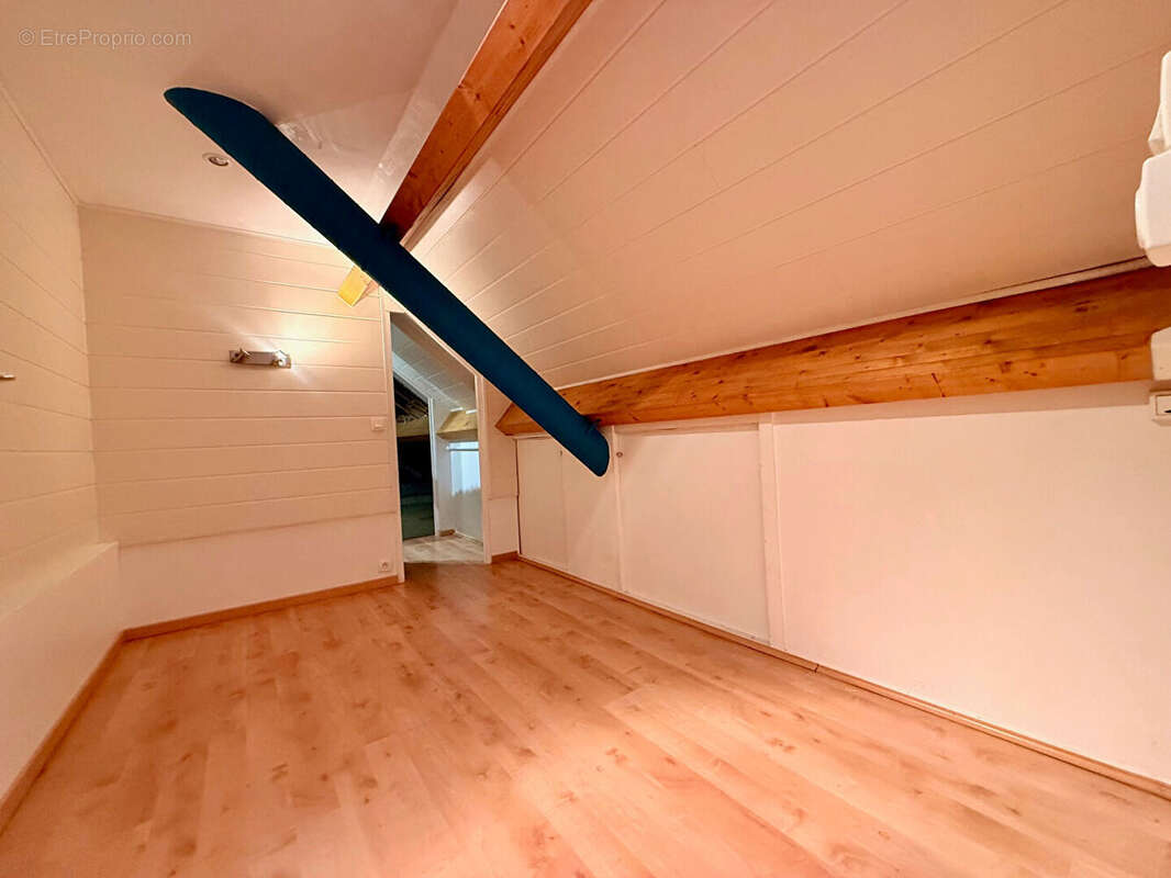 Appartement à BRIE-COMTE-ROBERT
