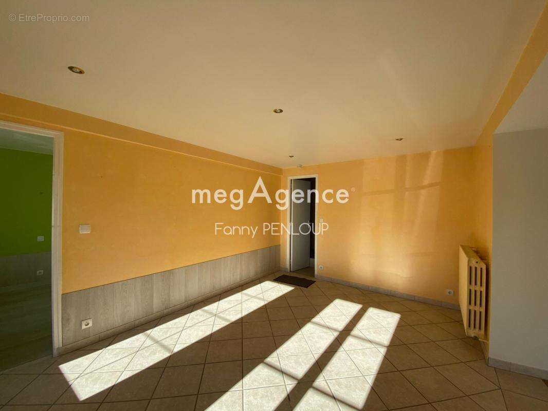 Maison à VILLEDIEU-LES-POELES