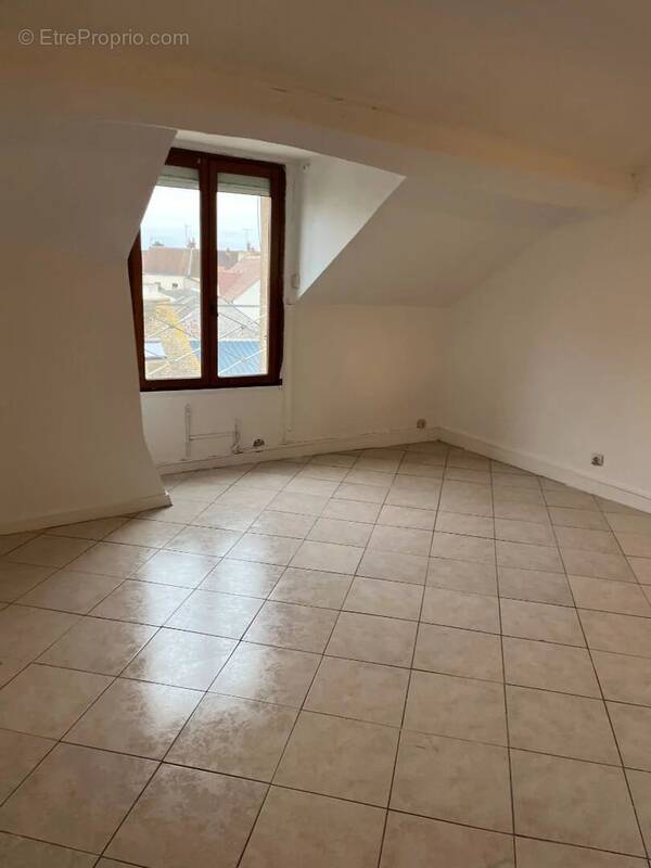 Appartement à AUNEAU