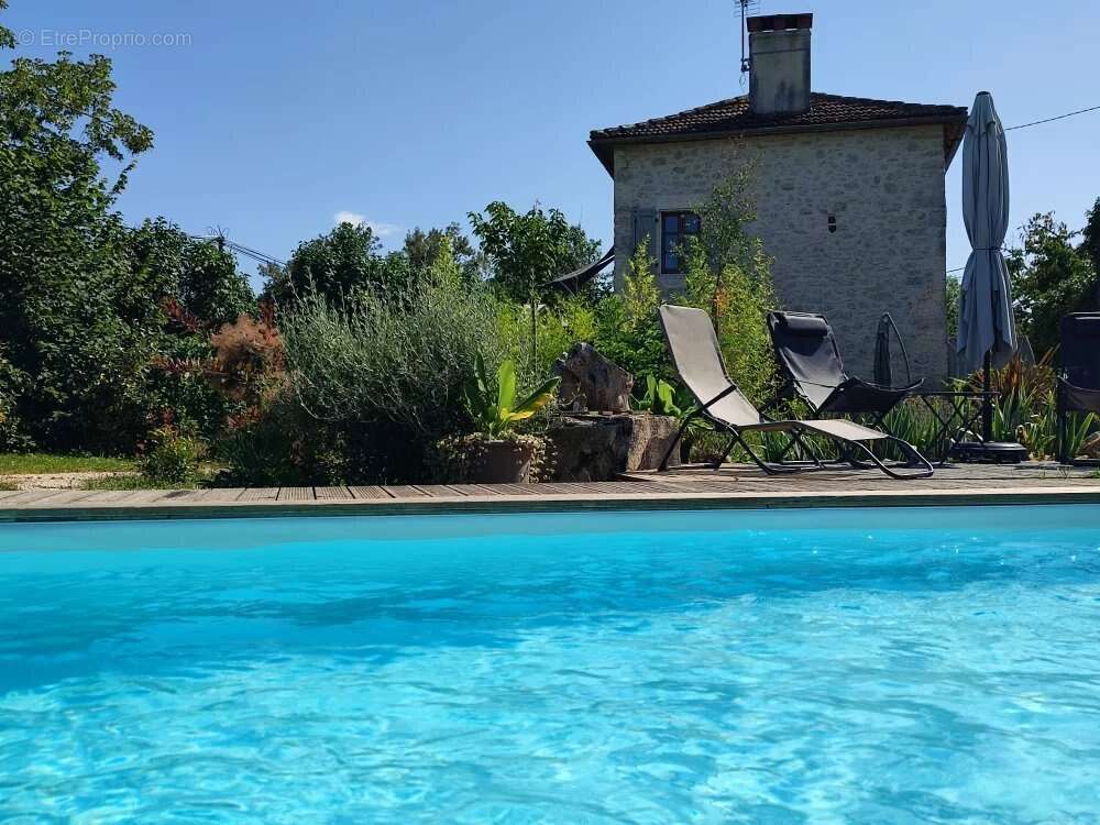 Maison à ESCLAUZELS