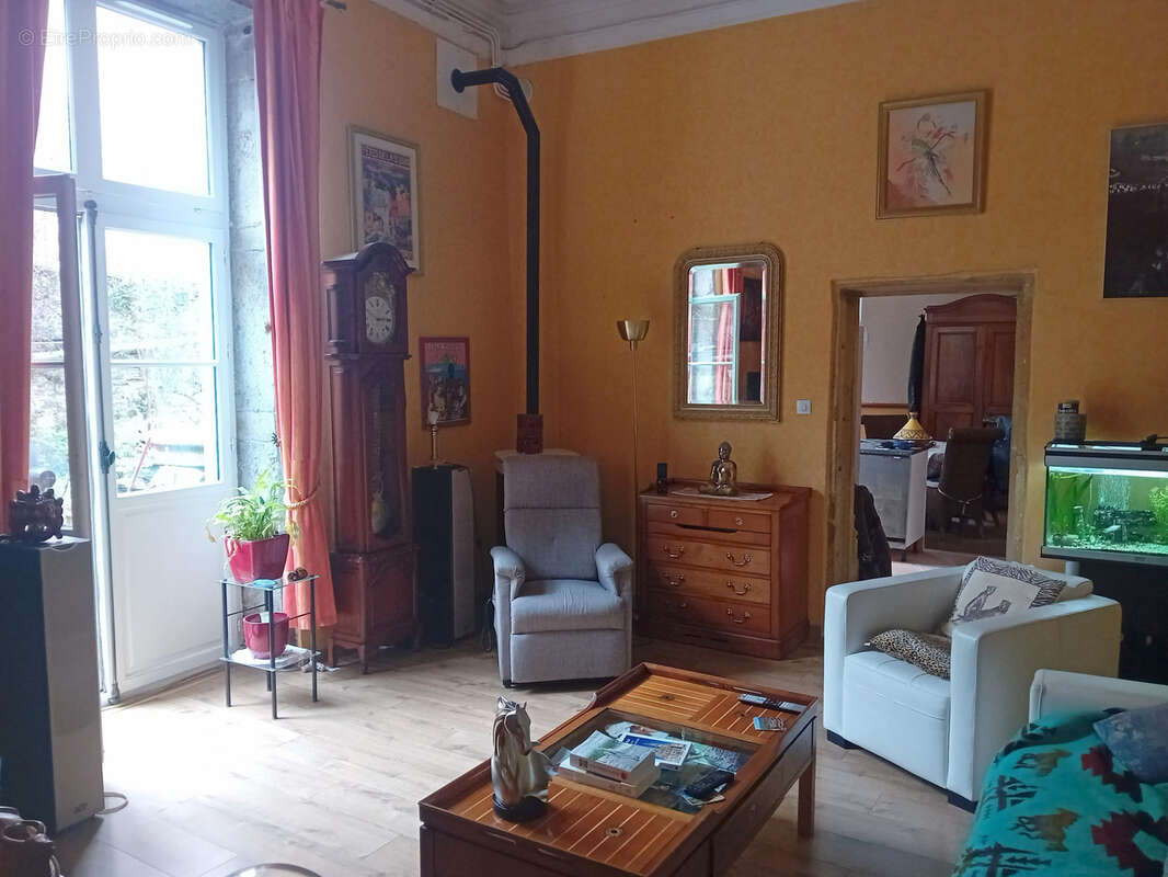 Appartement à SAINT-DIDIER-AU-MONT-D&#039;OR