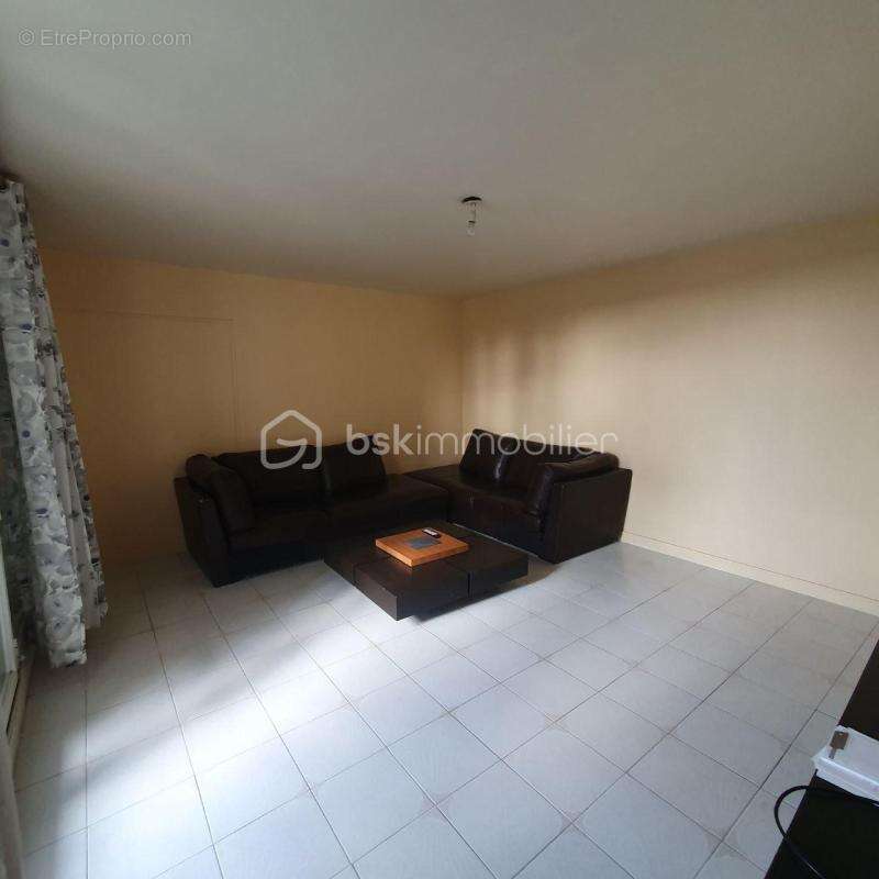 Appartement à BOISSY-SAINT-LEGER