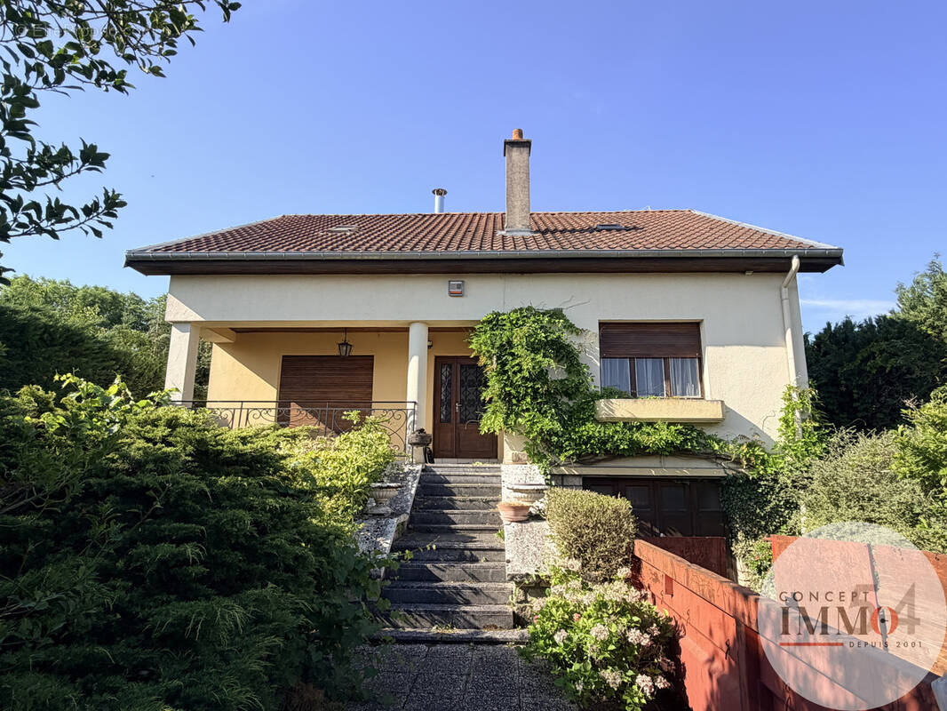 Maison à GONDREVILLE