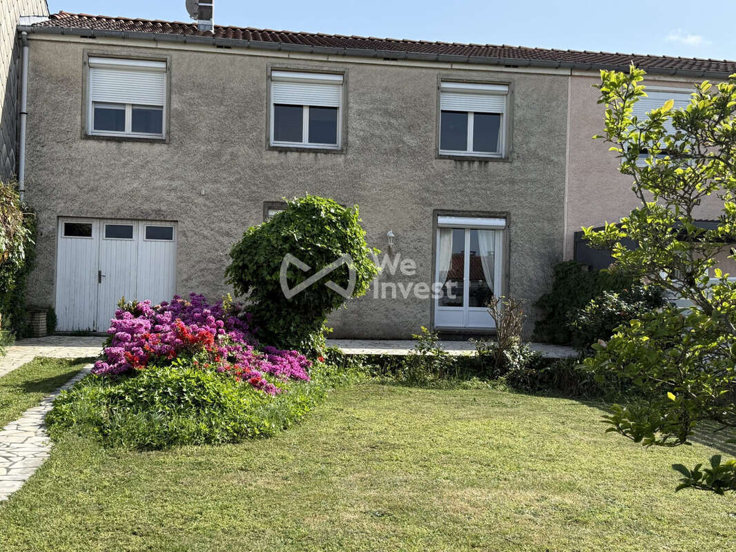 Maison à AUSSILLON