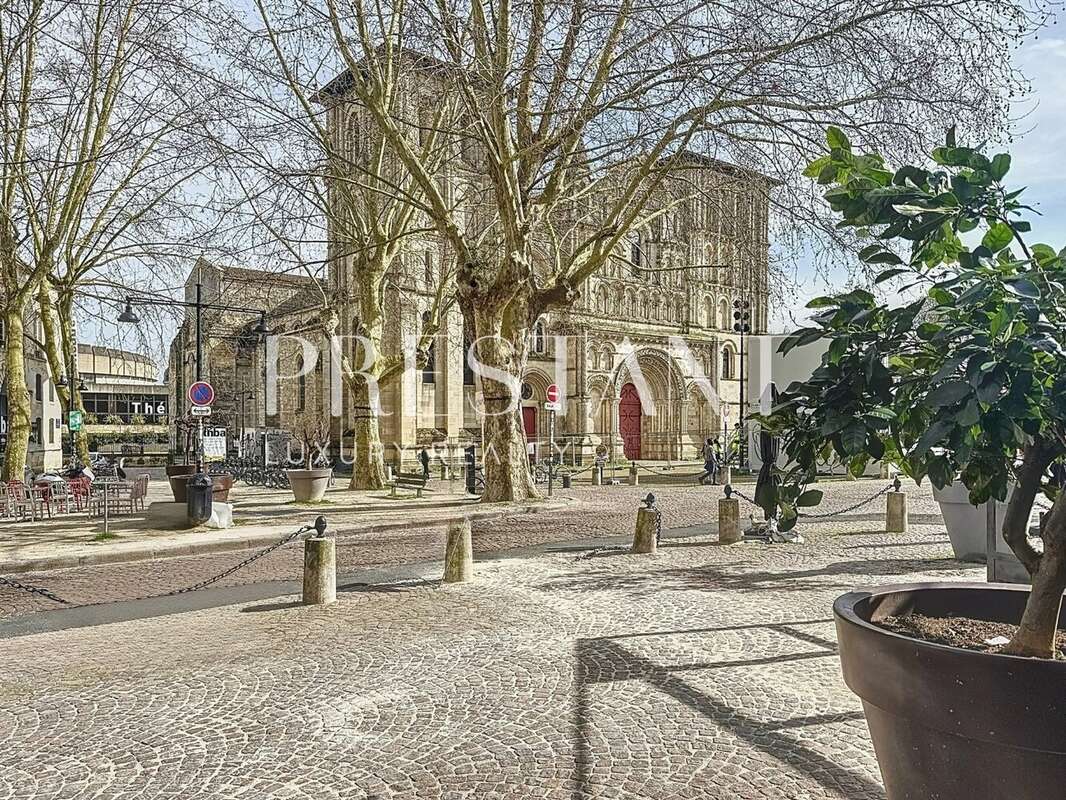 Commerce à BORDEAUX