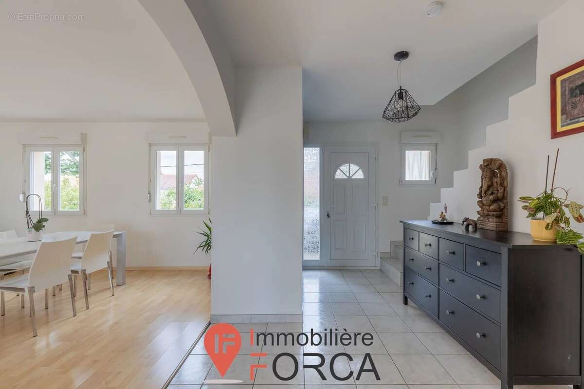 Corny sur moselle - maison individuelle avec jardin - 150 m² - photo 3