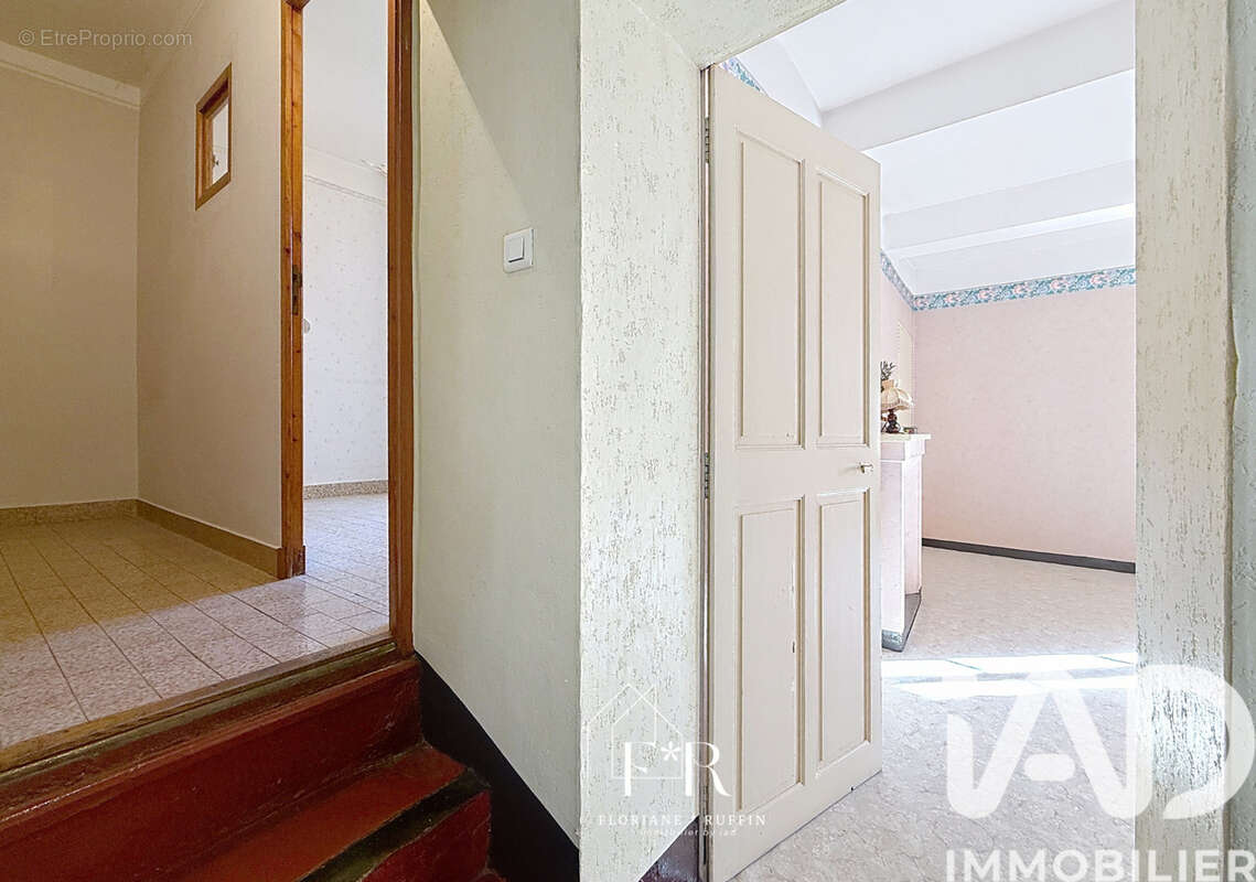 Photo 7 - Maison à ENTRAIGUES-SUR-LA-SORGUE