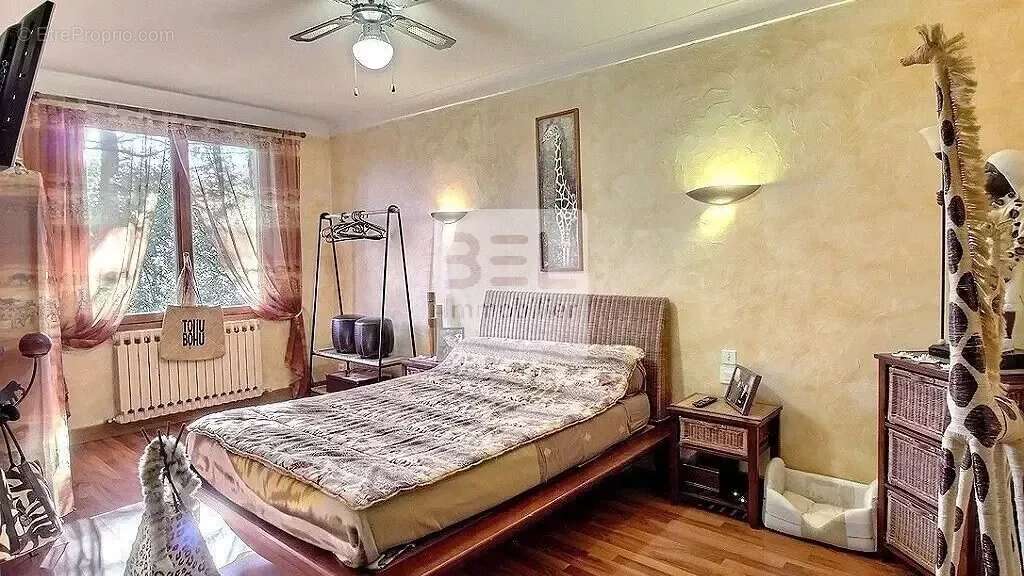 Maison à PERNES-LES-FONTAINES