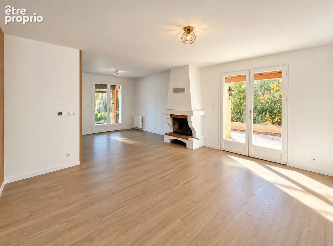 Maison T5 de 101 m2  avec jardin de 500m2 à Camps-la-Source 83170 - photo 8