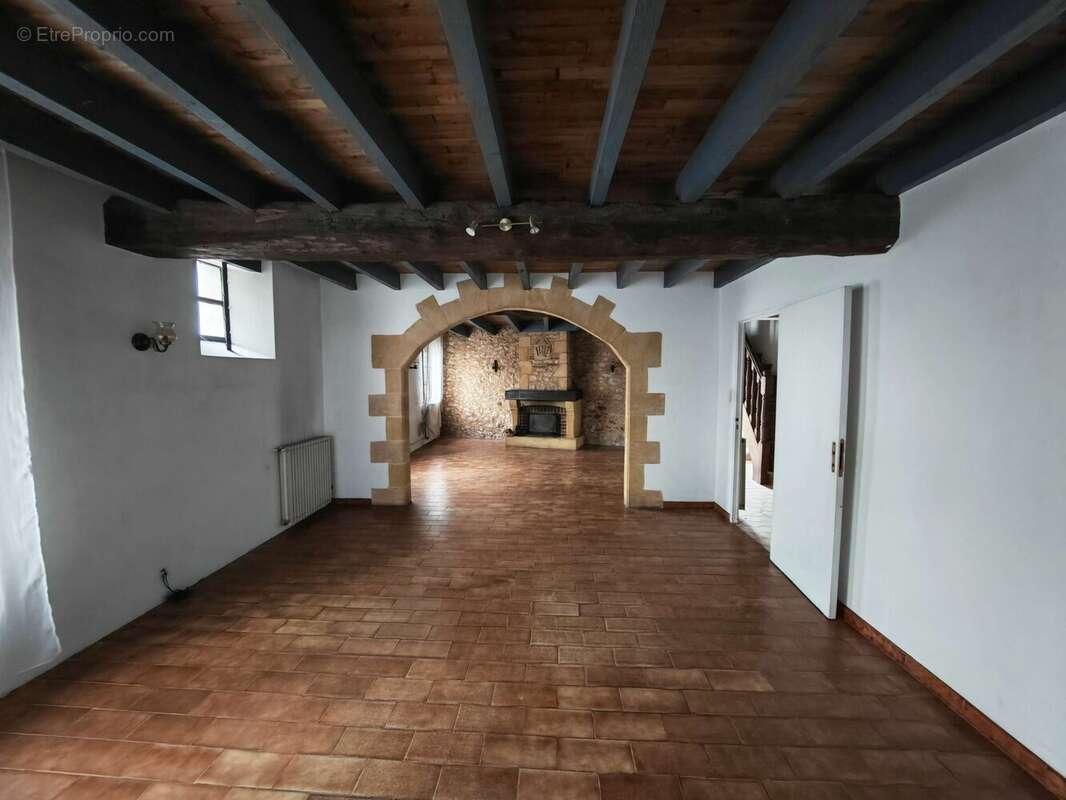 Maison à FAUX