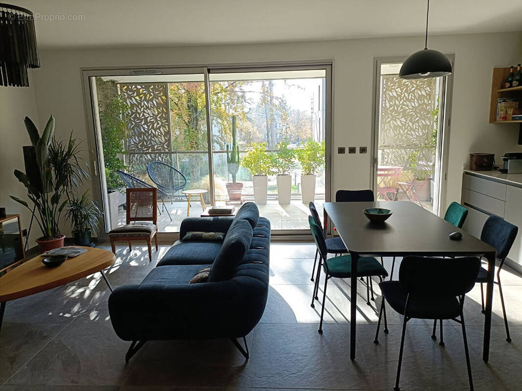 Appartement à TASSIN-LA-DEMI-LUNE