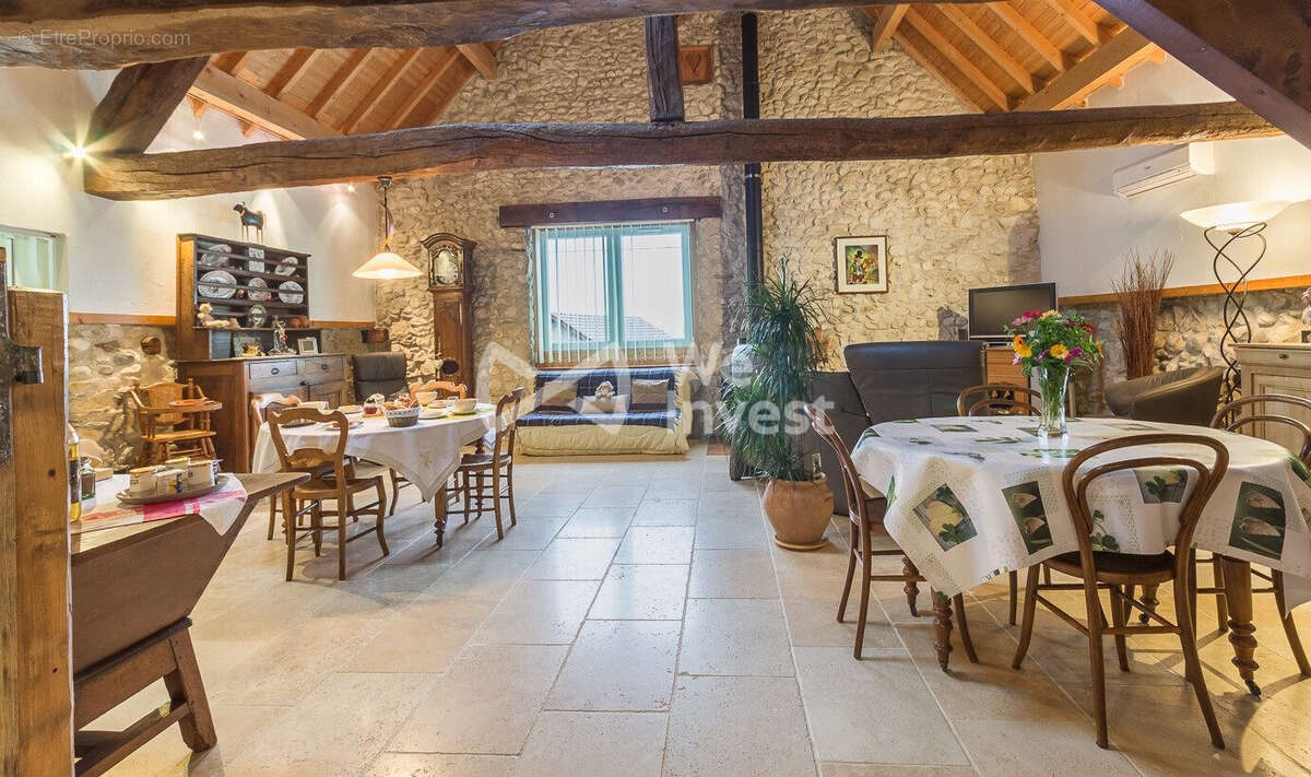 Maison 210 m² à Champagneux  - photo 6