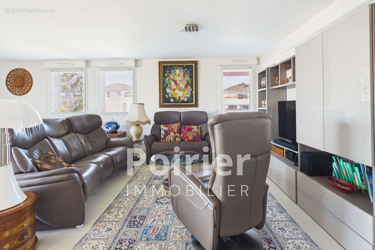 Appartement à SCIEZ