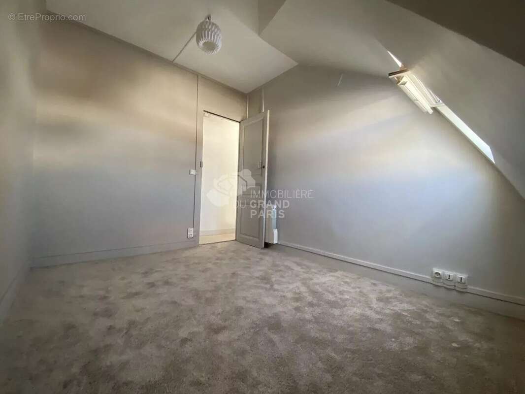 Appartement à PARIS-8E