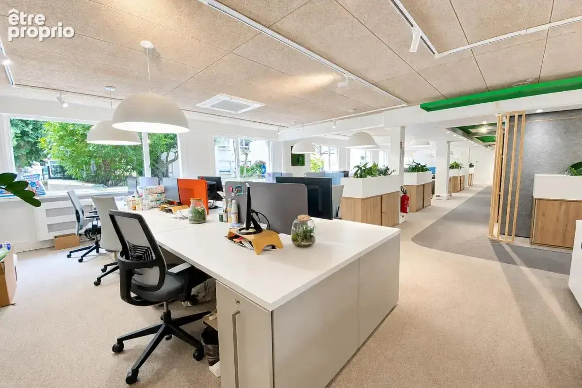 Vente- boulogne-billancourt - 459 m² de bureaux de plain-pied + 15 parkings inclus - cour privative & accès indépendants - photo 4