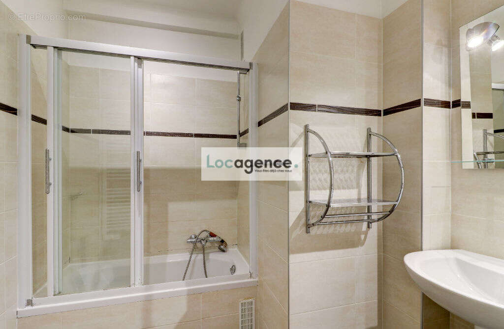 Appartement à MANDELIEU-LA-NAPOULE