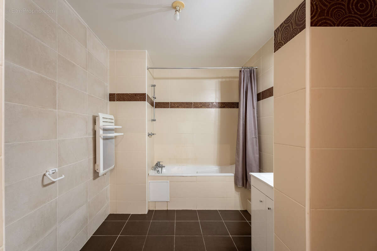 Appartement à MARSEILLE-8E