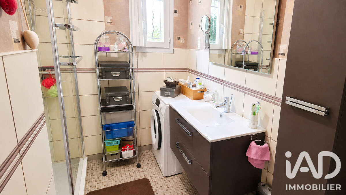 Maison 80 m² à Lons-Le-Saunier  - photo 9