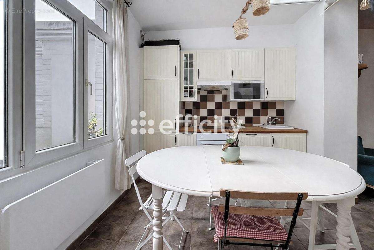 Maison à LA MADELEINE