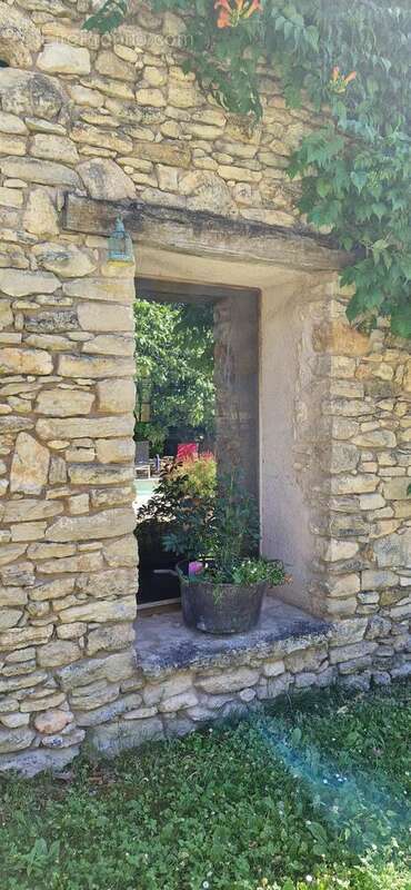 Maison 277 m² à Gordes  - photo 7