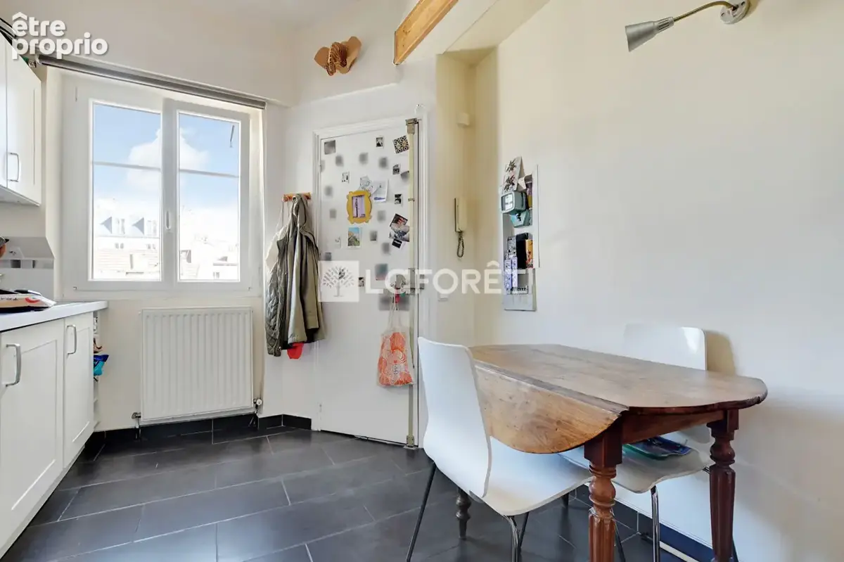 Appartement à PARIS-14E
