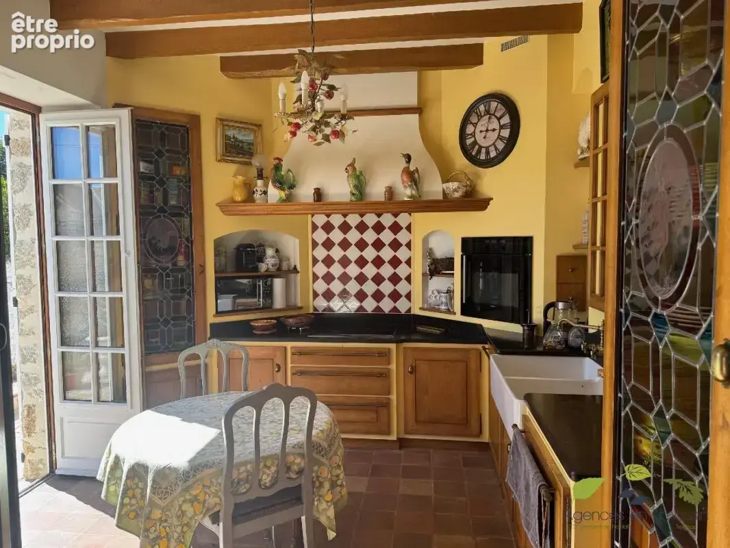 Maison 5 pièces 136 m² à vendre à Treignac (19260) - photo 9