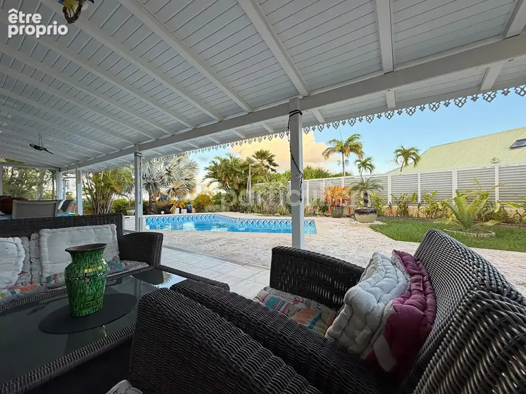 RARE ! Villa de plain-pied avec vue sur la mer - Le Gosier 5 pièces - photo 2