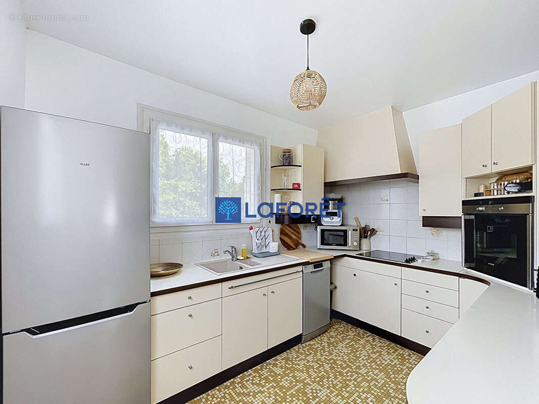 Immeuble Sotteville-lès-Rouen 9 pièces 140 m2 - photo 3