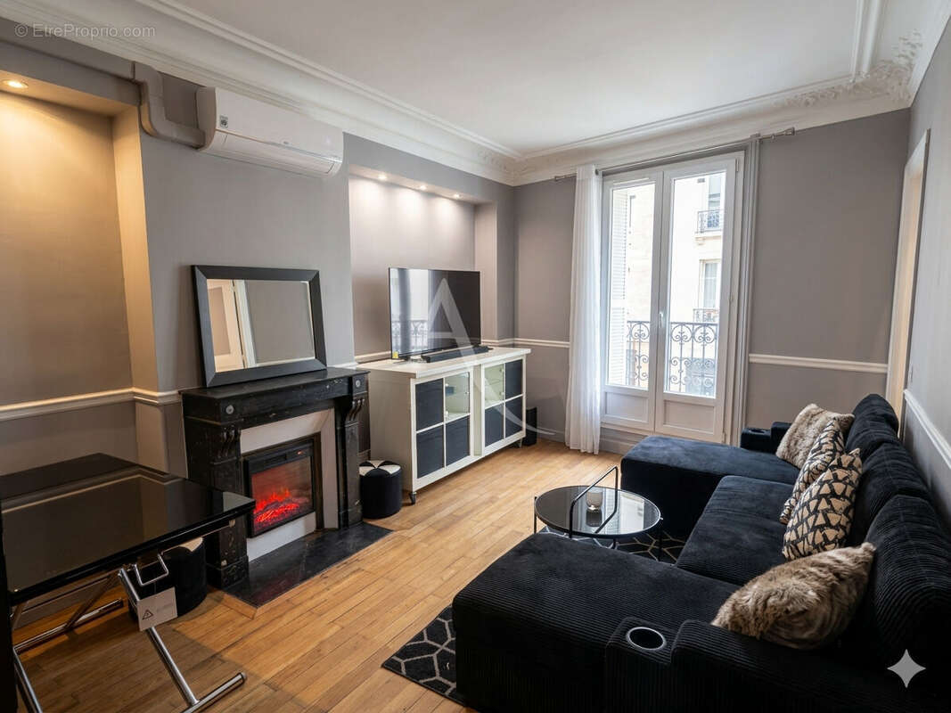Appartement à PARIS-19E