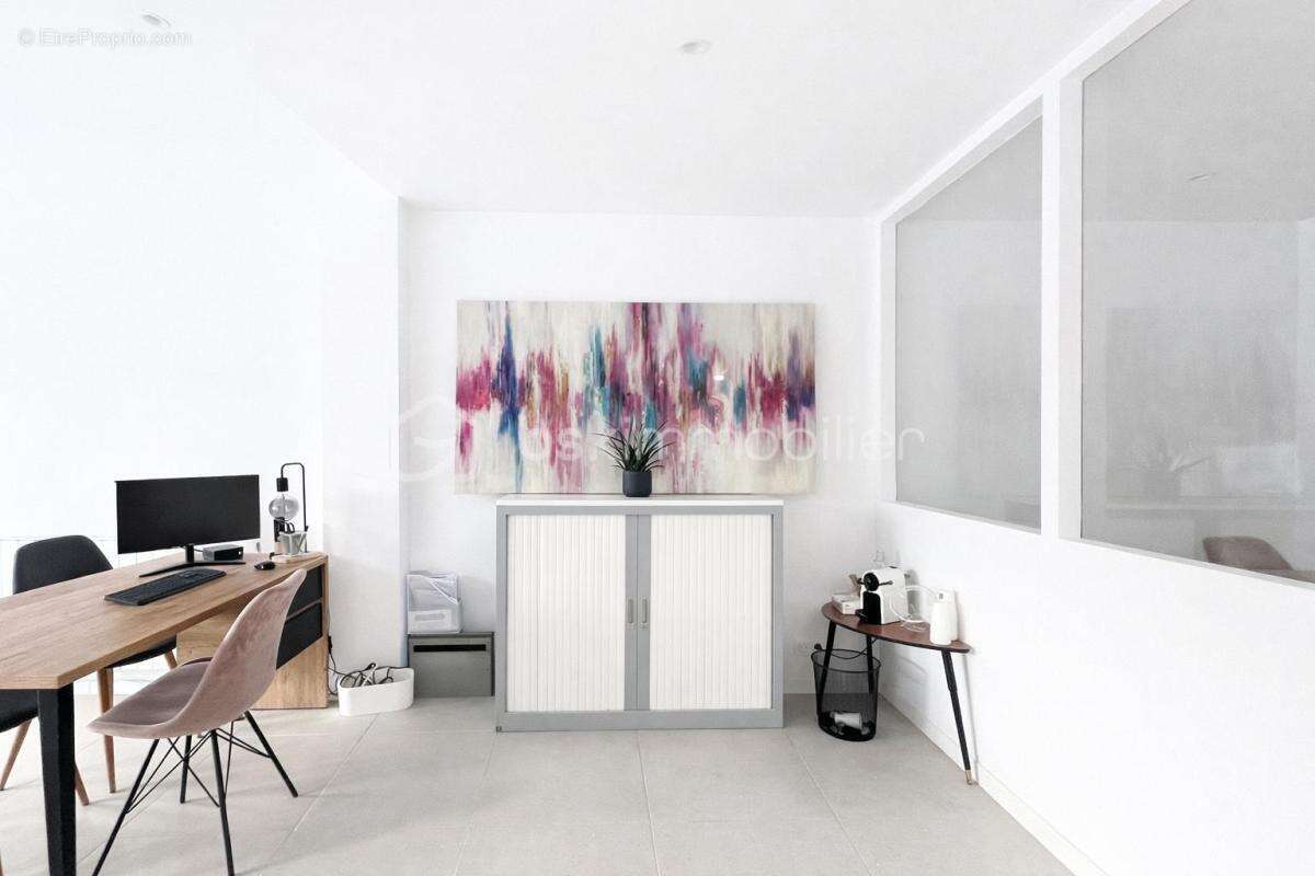 Commerce à VILLEFRANCHE-SUR-SAONE