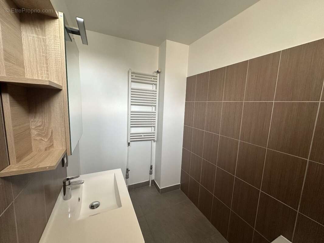 Appartement à ENGHIEN-LES-BAINS
