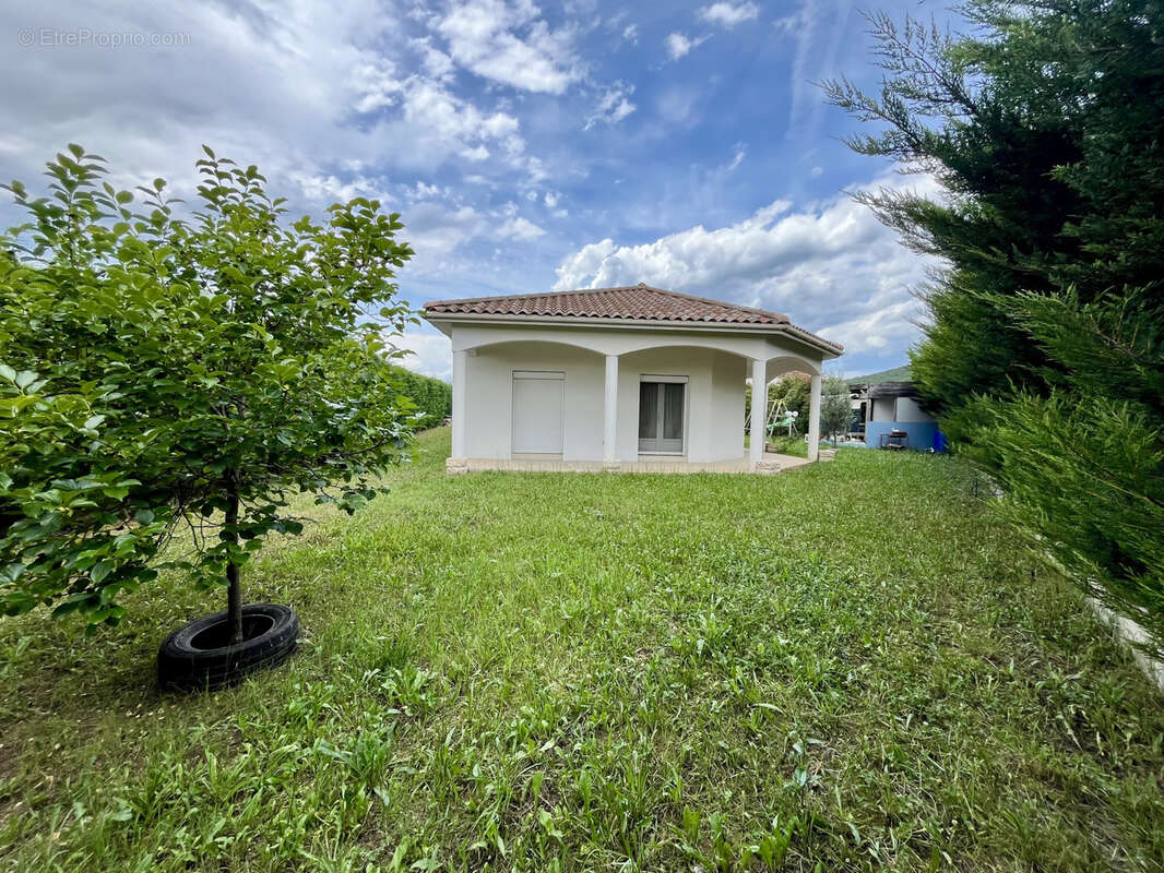 Maison à SAINT-MAURICE-L'EXIL