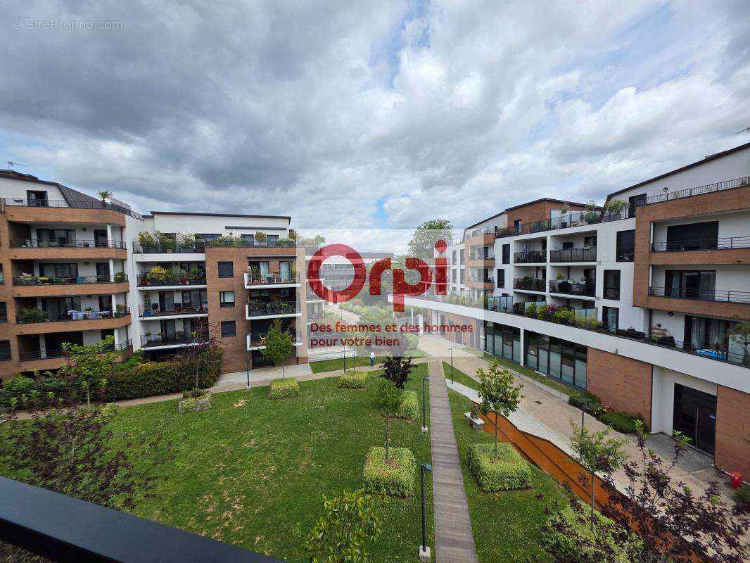 Appartement à LE PLESSIS-ROBINSON