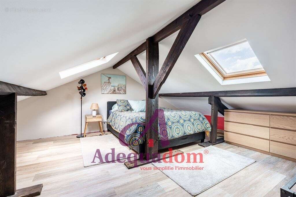 Maison à ASNIERES-SUR-SEINE