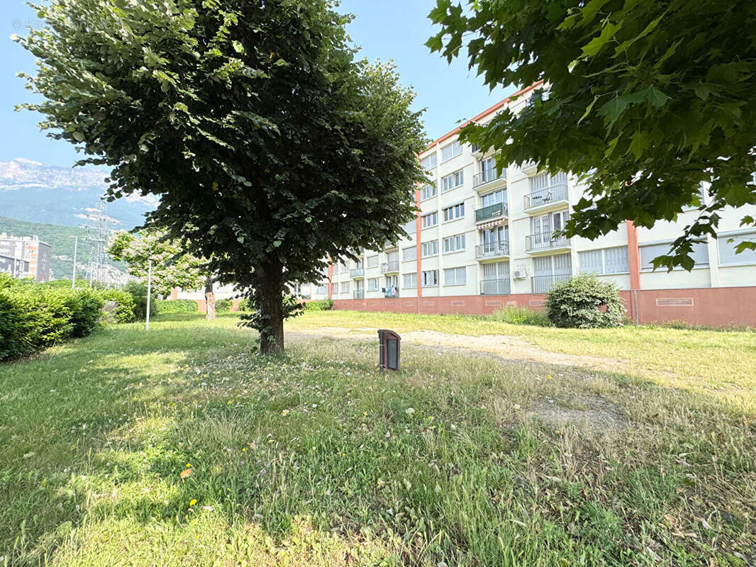 Appartement à ECHIROLLES