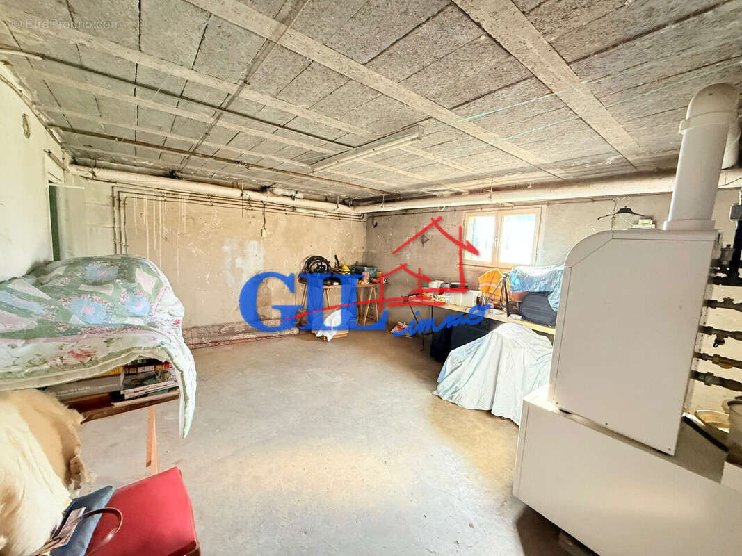 Maison à SAVIGNY-LE-TEMPLE