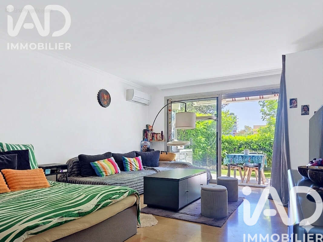 Photo 2 - Appartement à MANDELIEU-LA-NAPOULE