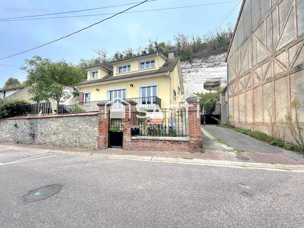 Photo 1 - Maison à MOUSSEAUX-SUR-SEINE