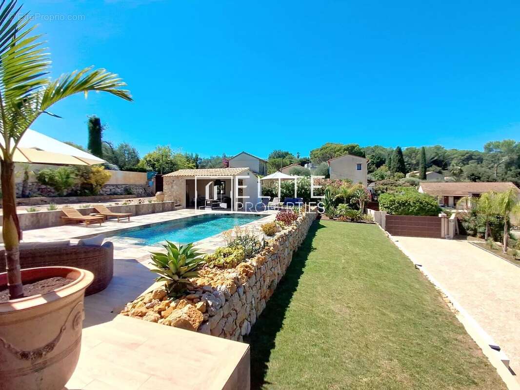 Évasion et raffinement : villa de caractère rénovée - photo 2