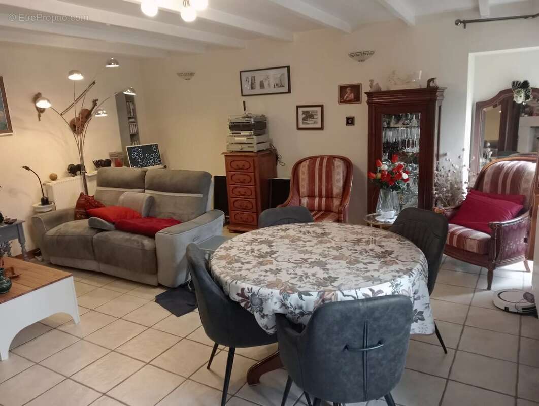 Appartement à AIRVAULT