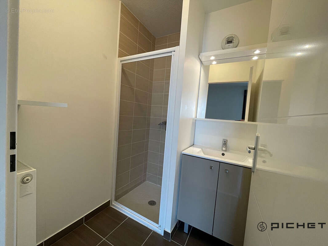 Appartement Lons 4 pièce(s) 82 m2 - photo 9
