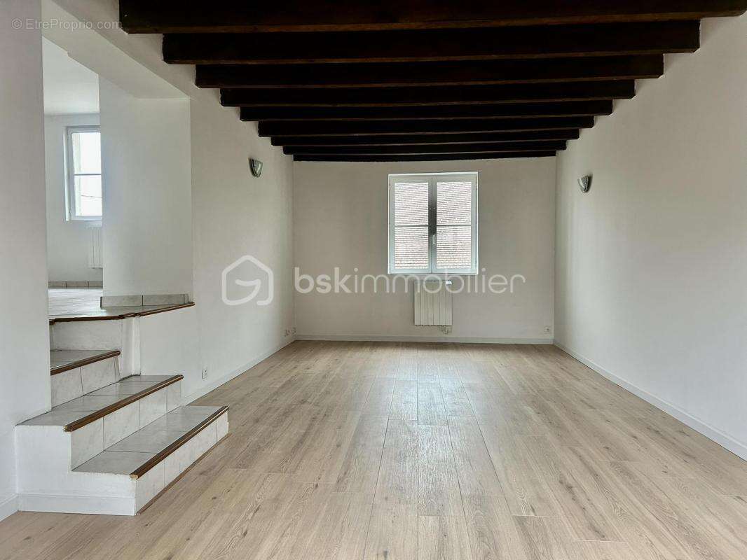 Maison à MORET-SUR-LOING