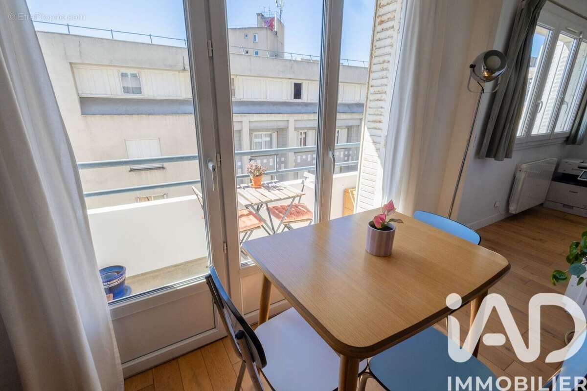 Photo 3 - Appartement à MONTREUIL