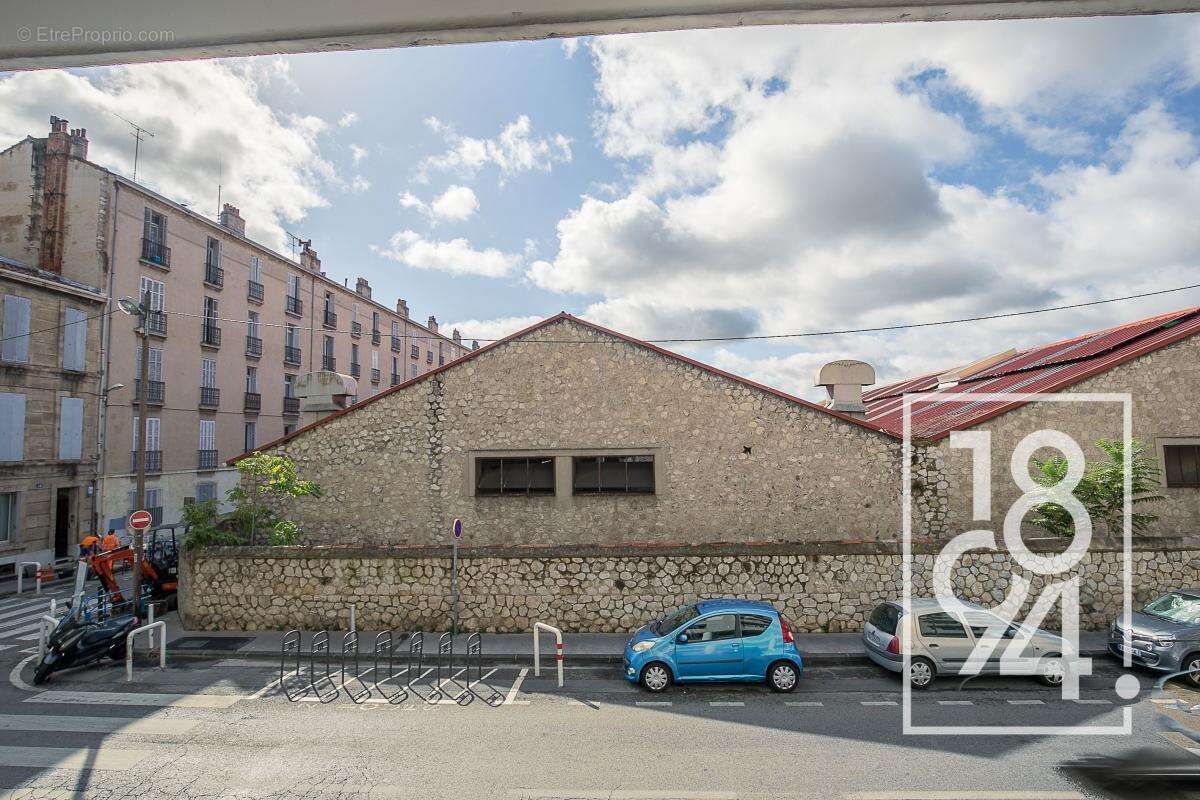 Appartement à MARSEILLE-10E