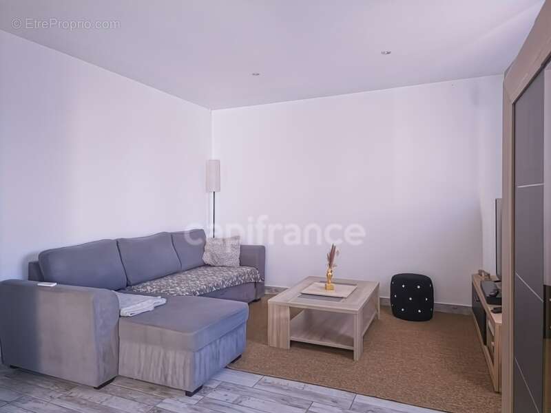 Maison à SAINT-CELERIN