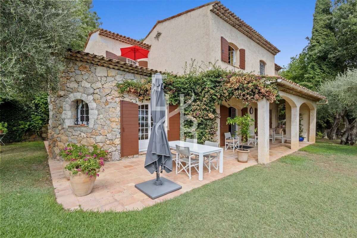 Vente villa vue panoramique au calme absolu, Spéracédes - photo 4