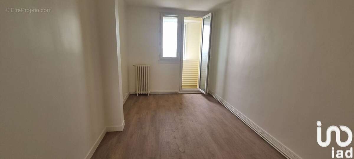 Photo 6 - Appartement à VILLIERS-LE-BEL