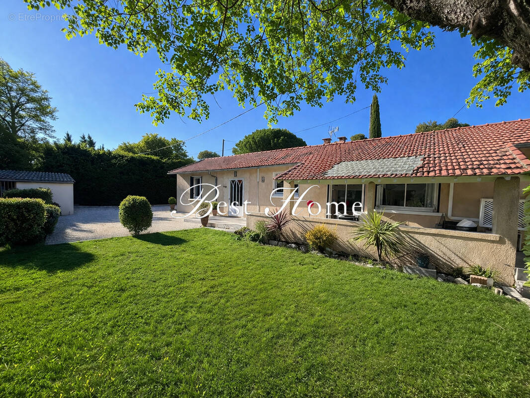 Maison à NIMES